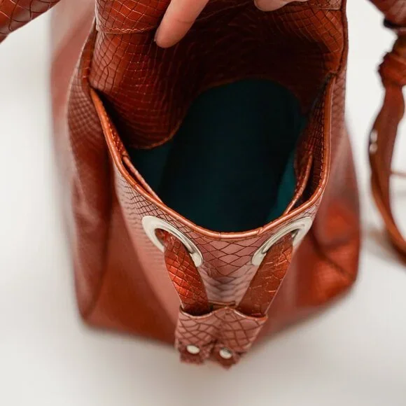 NWOT VELEZ Metallic Orange Leather Shoulder Bag - Picture 11 of 12